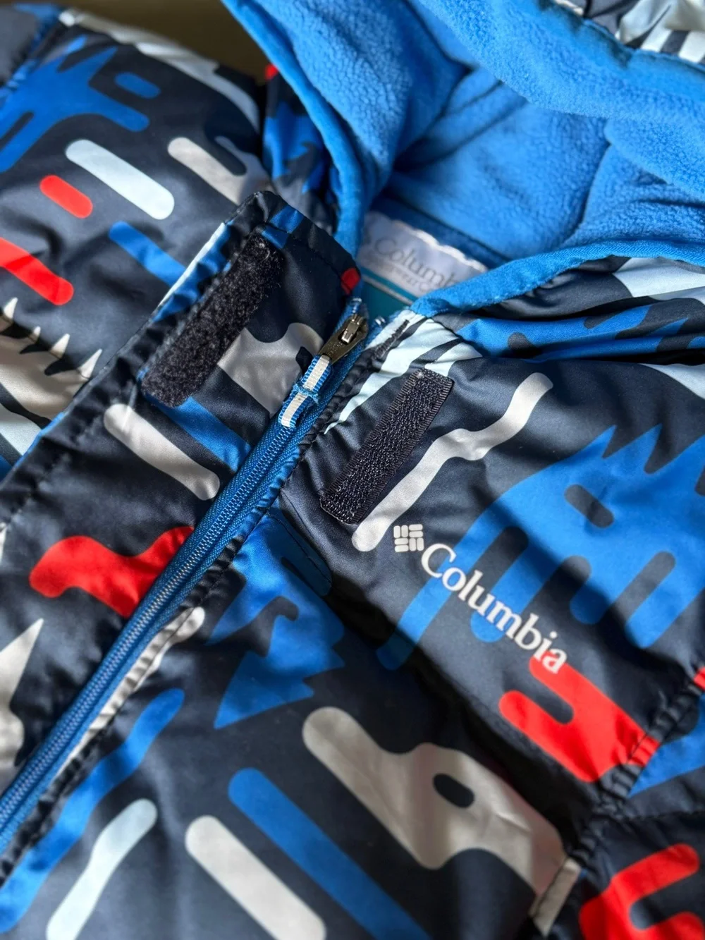Columbia •size 12
